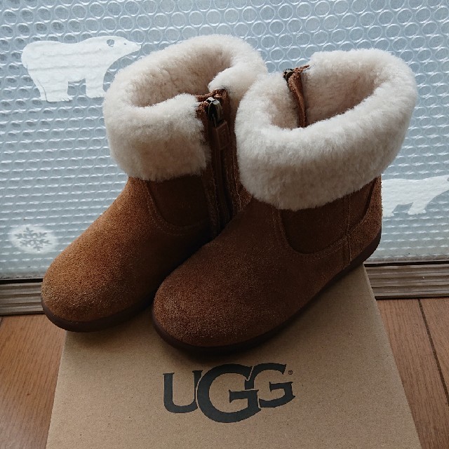 UGGブーツ　16センチ