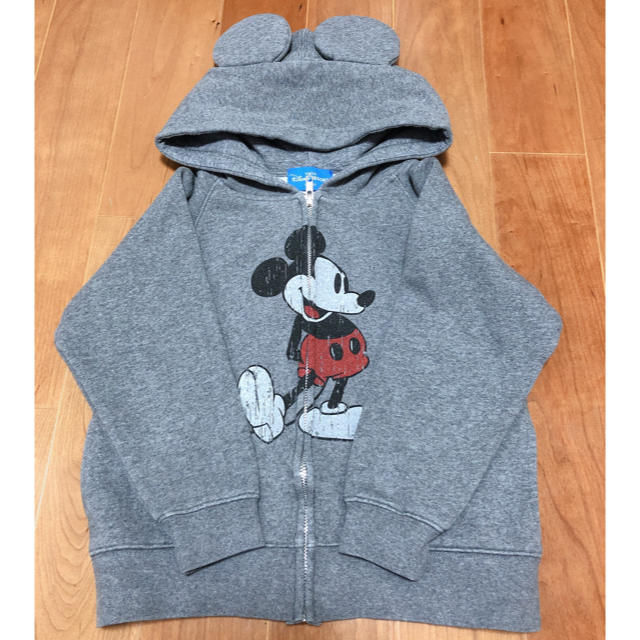 Disney(ディズニー)のディズニーランド ミッキー  耳つきパーカー 120 グレー キッズ/ベビー/マタニティのキッズ服女の子用(90cm~)(ジャケット/上着)の商品写真