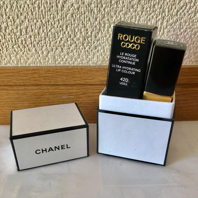 CHANEL(シャネル)のタイムセール！CHANEL ルージュ ココ 420 ヴェラ コスメ/美容のベースメイク/化粧品(口紅)の商品写真