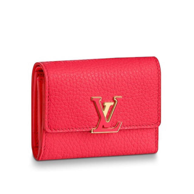 ルイヴィトン LOUIS VUITTON ポルトフォイユ・カプシーヌ ベージュ系