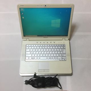 ソニー(SONY)のsony vaio ノートパソコン pcg-5j2n vgn-cr70b ssd(ノートPC)