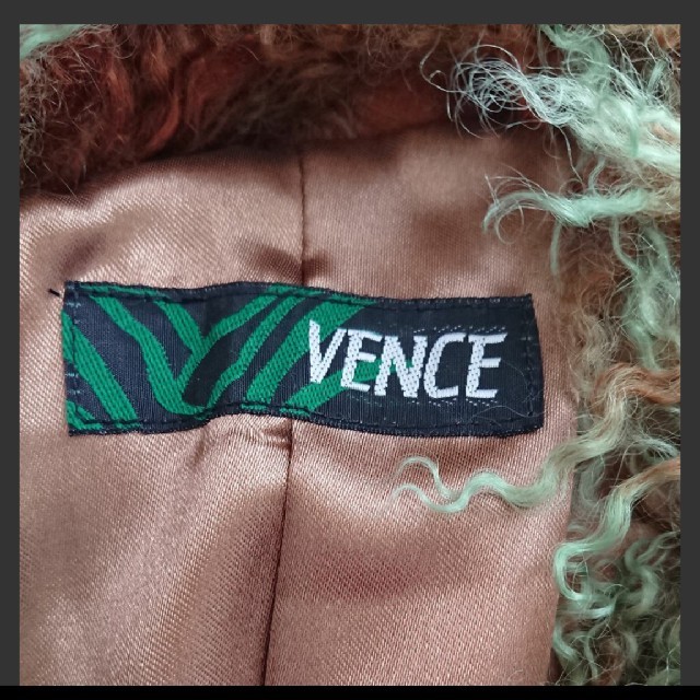 VENCE(ヴァンス)の新品  VENCE  リアルファージャケット  M レディースのジャケット/アウター(毛皮/ファーコート)の商品写真