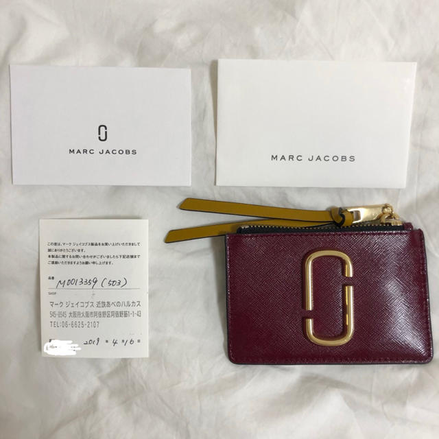 レディースMARC JACOBS マルチウォレット