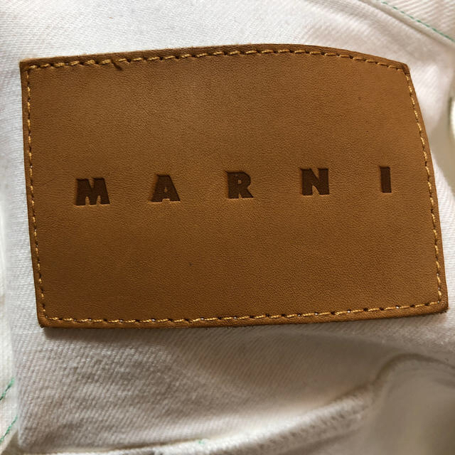 Marni(マルニ)のMARNIのジャケット レディースのジャケット/アウター(Gジャン/デニムジャケット)の商品写真