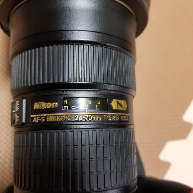 Nikon  AF-S NIKKOR 24-70mm f2.8G ED