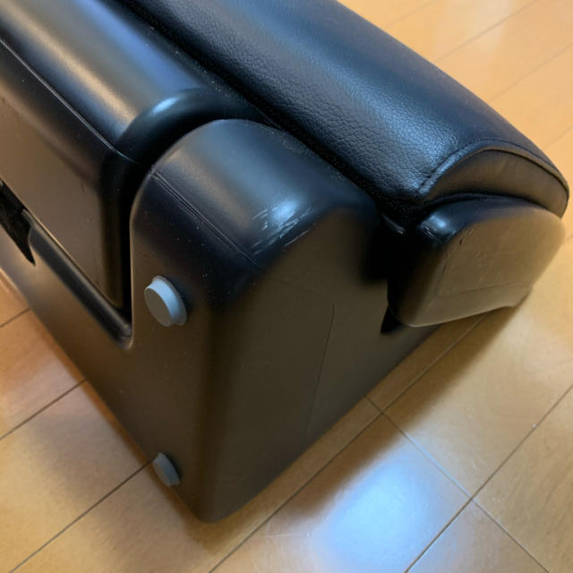 トヨタ純正オプション オットマン新品、の2点セット | svetinikole.gov.mk