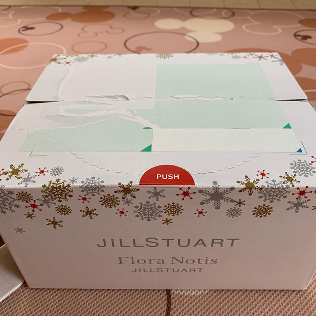 JILLSTUART(ジルスチュアート)のJILLSTUART クリスマスコフレ2019 コスメ/美容のキット/セット(コフレ/メイクアップセット)の商品写真