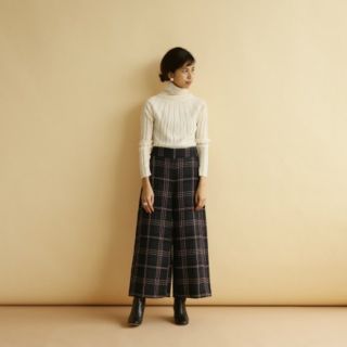 イエナ(IENA)のリリーガーデニア様専用❄️新品タグ付モールチェックパンツ34(クロップドパンツ)