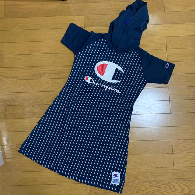 Champion(チャンピオン)の新品 タグ付き チャンピオン Champion ワンピース キッズ 150 キッズ/ベビー/マタニティのキッズ服女の子用(90cm~)(ワンピース)の商品写真