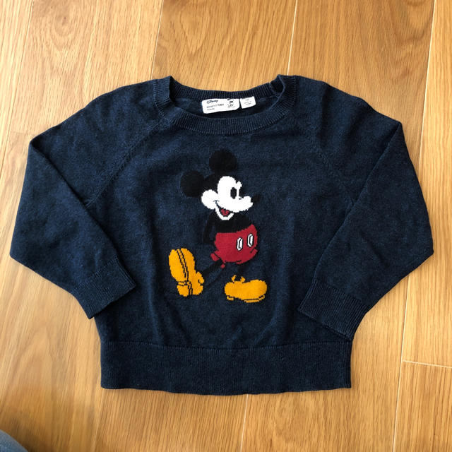 UNIQLO(ユニクロ)のミッキー セーター キッズ/ベビー/マタニティのキッズ服男の子用(90cm~)(ニット)の商品写真