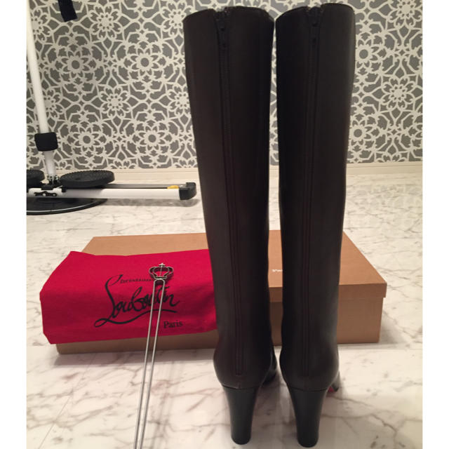 新品 未使用 クリスチャンルブタン スパイク スタッズ ロング ブーツ