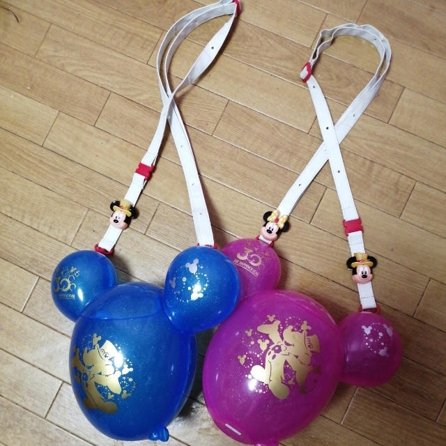 Disney(ディズニー)のポップコーンバケット ディズニー ミッキー　ミニー　30周年　風船　バルーン エンタメ/ホビーのおもちゃ/ぬいぐるみ(キャラクターグッズ)の商品写真