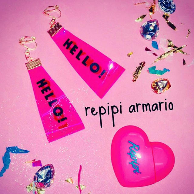 repipi armario(レピピアルマリオ)の【未開封品】repipi armario イヤリング&リップティントセット コスメ/美容のベースメイク/化粧品(リップグロス)の商品写真