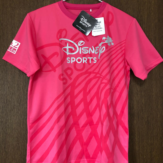 ディズニー　Tシャツ　スポーツ