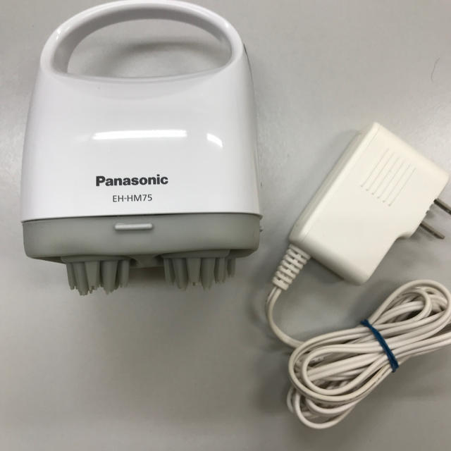 Panasonic(パナソニック)の美品　パナソニック　頭皮エステ　EH-HM75 コスメ/美容のヘアケア/スタイリング(ヘアケア)の商品写真