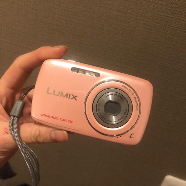 Panasonic(パナソニック)のsazae☆様専用　Panasonic LUMIX DMC S1 デジカメ スマホ/家電/カメラのカメラ(コンパクトデジタルカメラ)の商品写真