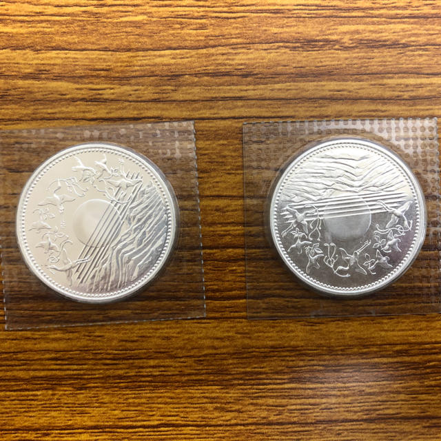 日本国 御在位六十年 一万円銀貨4枚 - 旧貨幣/金貨/銀貨/記念硬貨