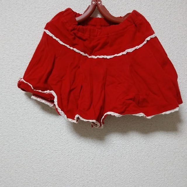 HusHush(ハッシュアッシュ)の赤キュロット キッズ/ベビー/マタニティのキッズ服女の子用(90cm~)(パンツ/スパッツ)の商品写真