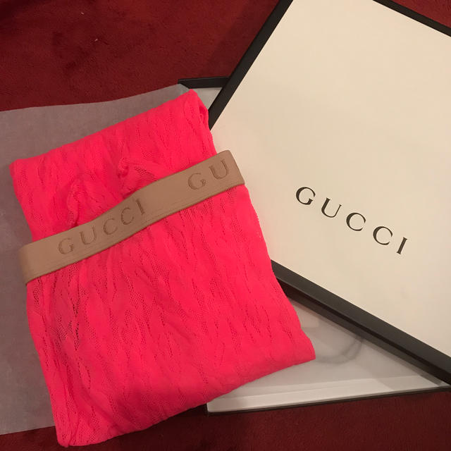 Gucci(グッチ)のGUCCI グッチ タイツ ピンク 箱付き レディースのレッグウェア(タイツ/ストッキング)の商品写真