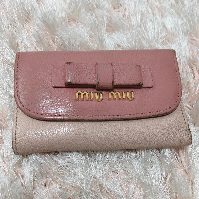 miumiu(ミュウミュウ)のあかり様専用　♡ミュウミュウ♡ キーケース　 レディースのファッション小物(キーケース)の商品写真