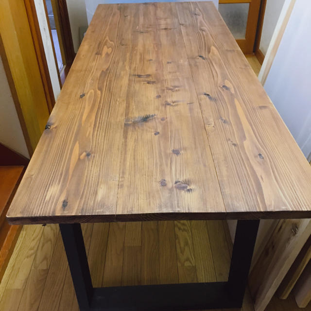 大特価 Ｗ180サイズ 無垢材を使ったダイニングテーブル 1