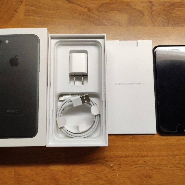 【美品】iPhone7 本体 32GB ブラック simフリースマホ/家電/カメラ