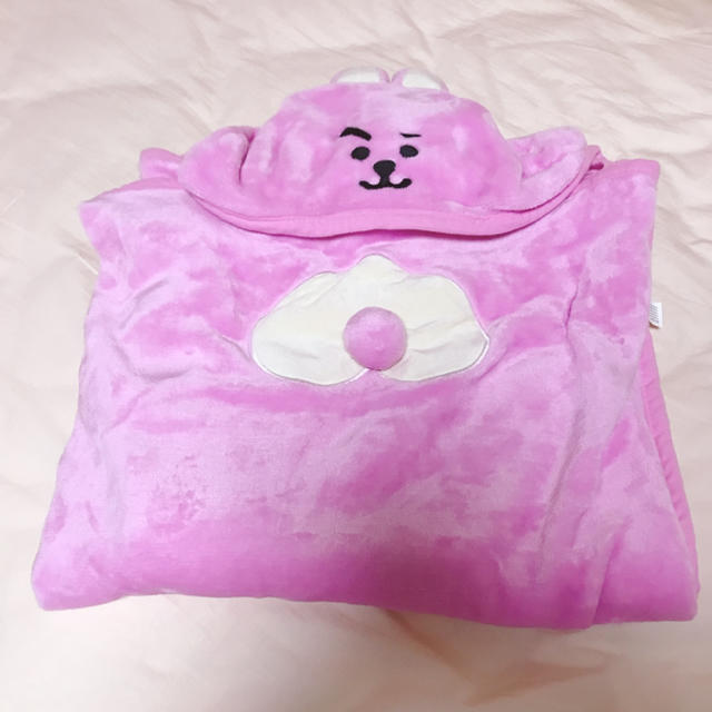 防弾少年団(BTS)(ボウダンショウネンダン)のBT21 COOKY ブランケット エンタメ/ホビーのCD(K-POP/アジア)の商品写真