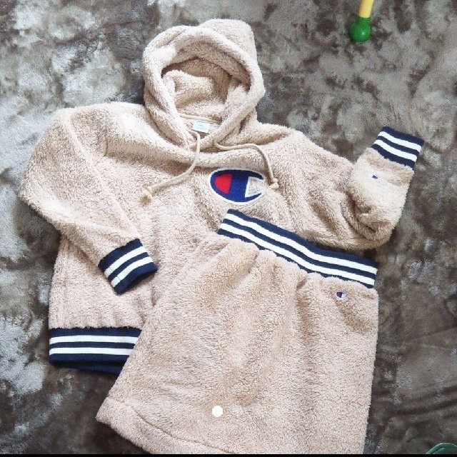 Champion 【これからの季節に♪】チャンピオン×ローズバッド ボアセットアップの通販 by もんた's shop｜チャンピオンならラクマ