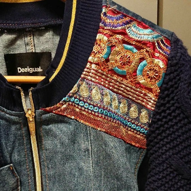 DESIGUAL(デシグアル)のデシグアル  新品  Gジャンとスカーフ レディースのジャケット/アウター(Gジャン/デニムジャケット)の商品写真