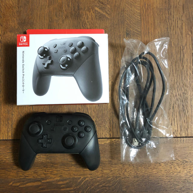 Nintendo Switch Proコントローラー　箱付