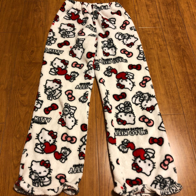 ハローキティ(ハローキティ)のルームウェア キッズ/ベビー/マタニティのキッズ服女の子用(90cm~)(パジャマ)の商品写真