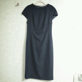 ザラ(ZARA)の未使用★ZARA膝丈ワンピ(ひざ丈ワンピース)