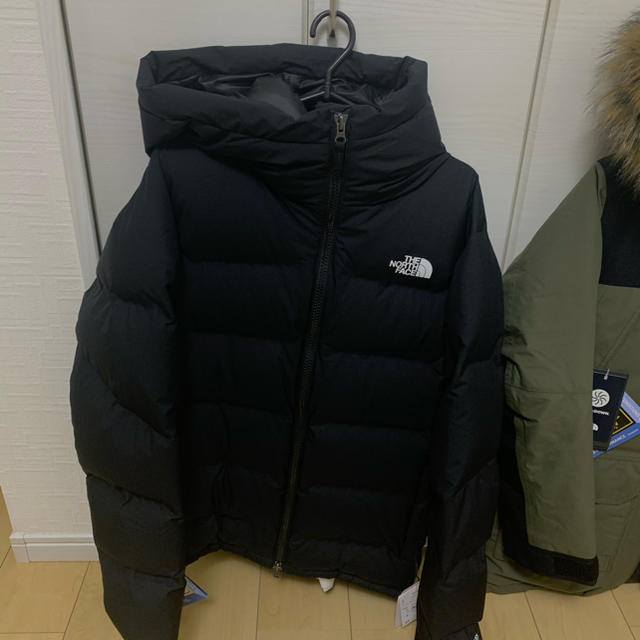 THE NORTH FACE(ザノースフェイス)の値下げノースフェイス　ビレイヤーパーカーS  メンズのジャケット/アウター(ダウンジャケット)の商品写真