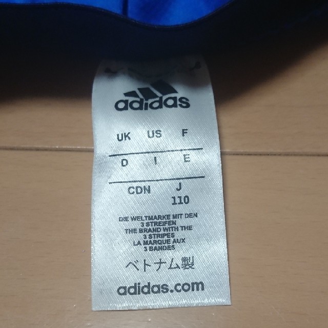 adidas(アディダス)のadidas ハーフパンツ 110  キッズ/ベビー/マタニティのキッズ服男の子用(90cm~)(パンツ/スパッツ)の商品写真