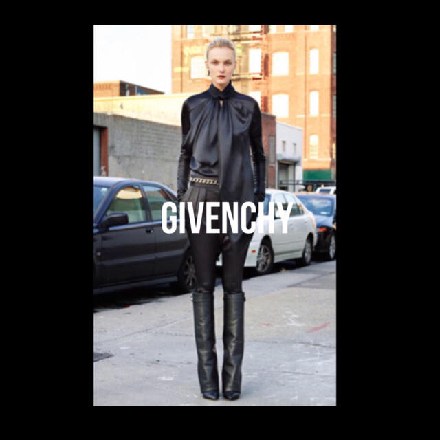 GIVENCHY  シルクハイネックブラウス