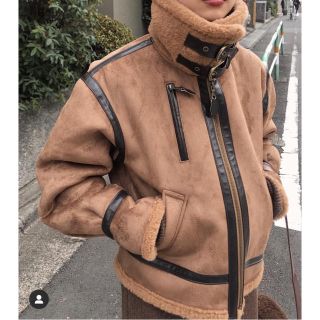 アメリヴィンテージ(Ameri VINTAGE)のCARAMEL FLIGHT JAKET  AmeriVintage(ムートンコート)