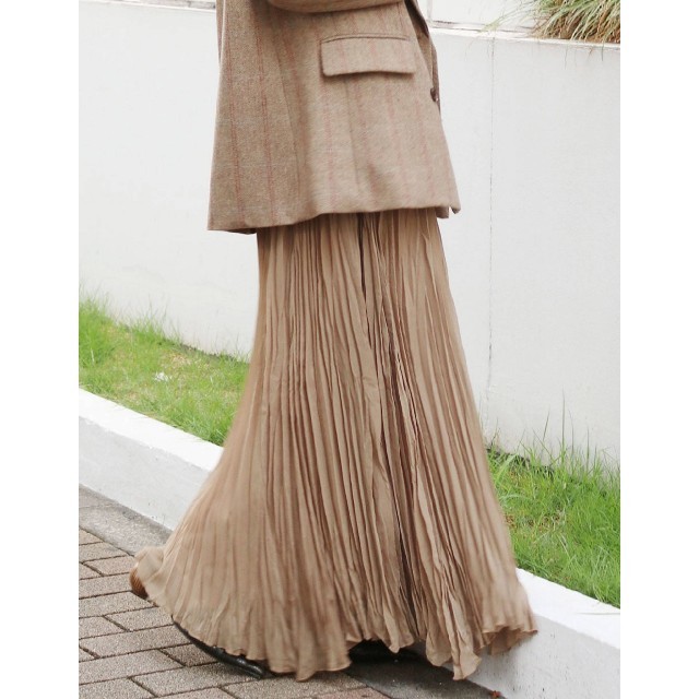 Ungrid(アングリッド)のungrid ランダムプリーツマキシスカート レディースのスカート(ロングスカート)の商品写真