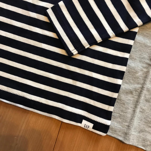 babyGAP(ベビーギャップ)の新品★baby gapロンTセット100 キッズ/ベビー/マタニティのキッズ服男の子用(90cm~)(Tシャツ/カットソー)の商品写真