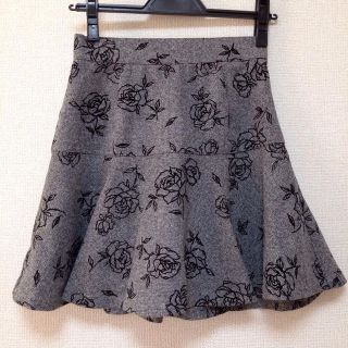 レストローズ(L'EST ROSE)の新品同様♡ローズフロッキースカート(ミニスカート)