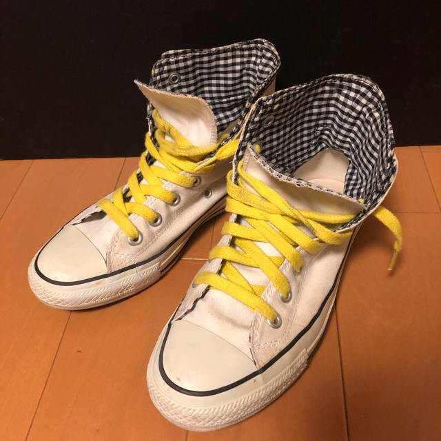 CONVERSE(コンバース)のコンバース　CONVERSE ハイカット　スニーカー　24cm 白　　 レディースの靴/シューズ(スニーカー)の商品写真