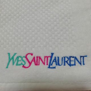 イヴサンローランボーテ(Yves Saint Laurent Beaute)のn様ご専用💛新品💛イブサンローラン  タオルハンカチ(ハンカチ)