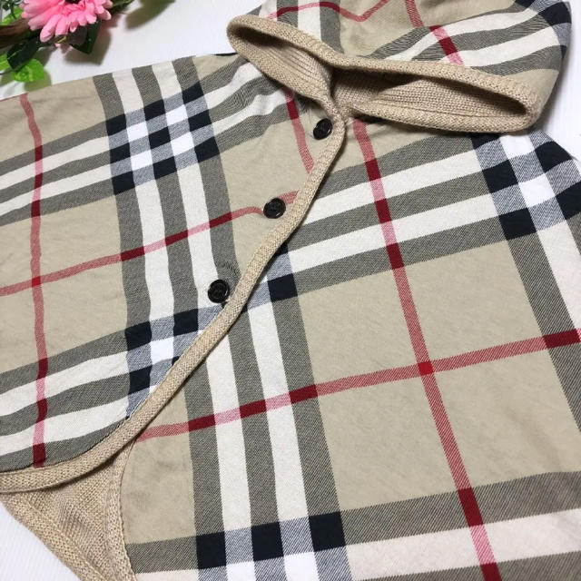 BURBERRY(バーバリー)のバーバリー リバーシブル ポンチョ マント おくるみ セリーヌ ラルフローレン  キッズ/ベビー/マタニティのベビー服(~85cm)(ニット/セーター)の商品写真