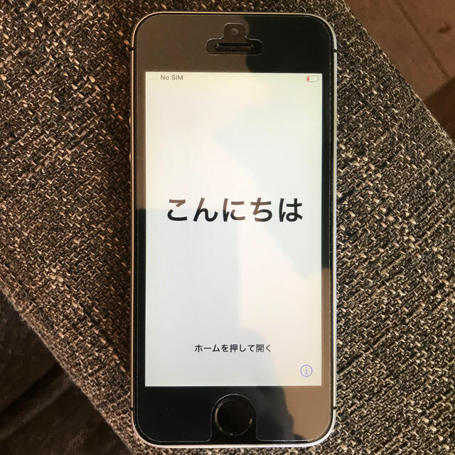 iPhoneSE 64GB SIMフリー