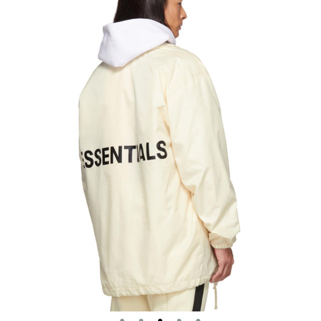 FEAR OF GOD(フィアオブゴッド)のessentials コーチジャケット　Sサイズ メンズのジャケット/アウター(ナイロンジャケット)の商品写真