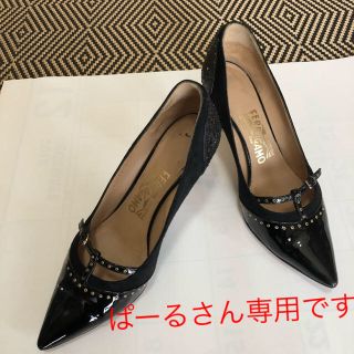 サルヴァトーレフェラガモ(Salvatore Ferragamo)のFERRAGAMO パンプス(ハイヒール/パンプス)