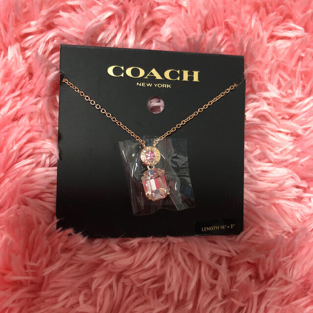 COACH(コーチ)のCOACH ネックレス ピンクゴールド レディースのアクセサリー(ネックレス)の商品写真