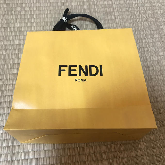 FENDI(フェンディ)のFENDI 紙袋 レディースのバッグ(ショップ袋)の商品写真