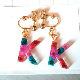 イニシャルピアス＊イヤリング(オーダーメイド)
