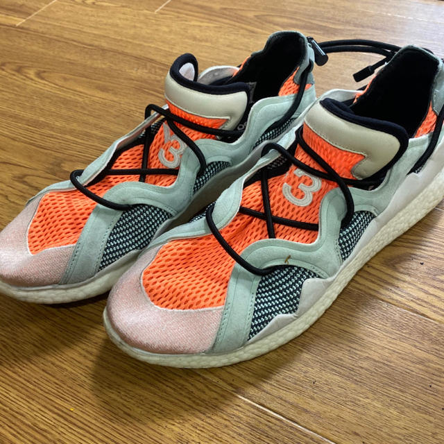 Y-3(ワイスリー)のY-3 TOGGLE BOOST yeezy Ultra ワイスリー 26.5 メンズの靴/シューズ(スニーカー)の商品写真