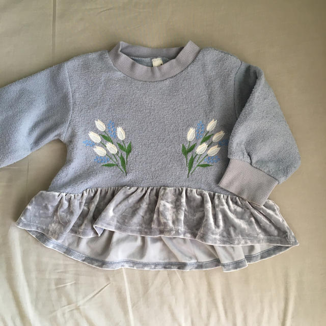 F.O.KIDS(エフオーキッズ)のアプレレクール☆刺繍入りトレーナー キッズ/ベビー/マタニティのキッズ服女の子用(90cm~)(Tシャツ/カットソー)の商品写真